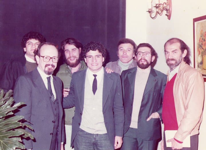 Hugo Patuto junto al Grupo Literario Disámara